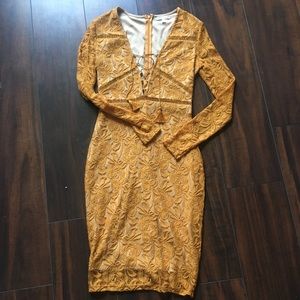 LOWEST PRICE DROP THIS WEEKEND ONLY GB Lace Dress